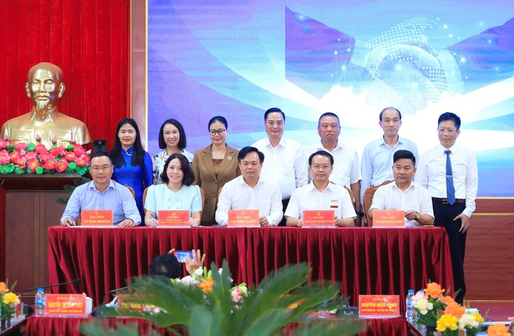 Định hướng đào tạo nghề, chuyển đổi việc làm bền vững cho người dân xã Tam Hưng trong bối cảnh phát triển đô thị- Ảnh 3.