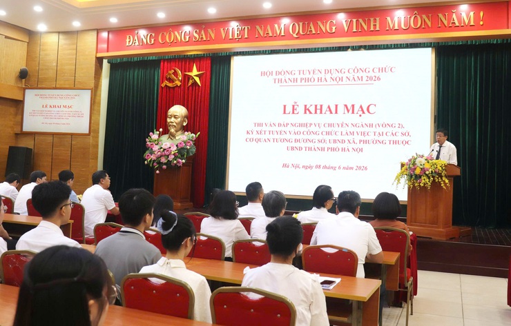 Khai mạc thi vấn đáp nghiệp vụ chuyên ngành xét tuyển vào công chức- Ảnh 2.