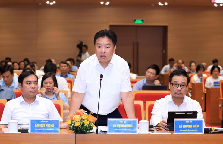 Chủ tịch Hà Nội Vũ Đại Thắng: Các sở, ngành phải trả lời kiến nghị của doanh nghiệp thời hạn tối đa 10 ngày- Ảnh 4. Chủ tịch Hà Nội Vũ Đại Thắng: Các sở, ngành phải trả lời kiến nghị của doanh nghiệp thời hạn tối đa 10 ngày- Ảnh 4.