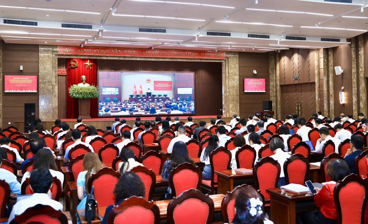 Hoàn thiện thể chế, chính sách quản lý và sử dụng đất đai- Ảnh 2.