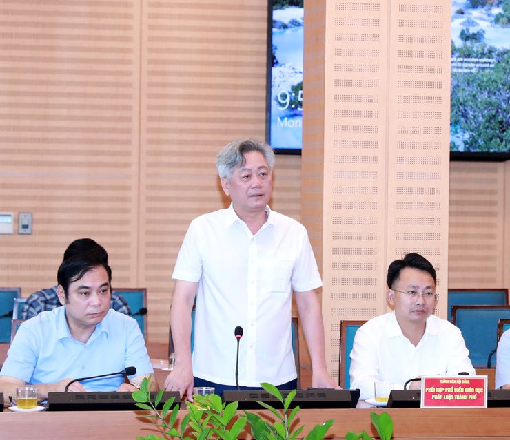 Đổi mới công tác phổ biến, giáo dục pháp luật để đưa Luật Thủ đô vào cuộc sống- Ảnh 4.