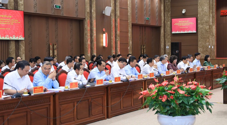 Hà Nội cần tập trung thực hiện 8 nhóm giải pháp tạo phát triển đột phá- Ảnh 3. Hà Nội cần tập trung thực hiện 8 nhóm giải pháp tạo phát triển đột phá- Ảnh 3.