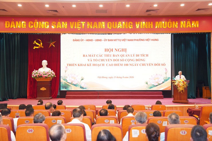 Phường Việt Hưng ra mắt 32 Tổ chuyển đổi số cộng đồng và các Tiểu ban Quản lý di tích - Ảnh 7.