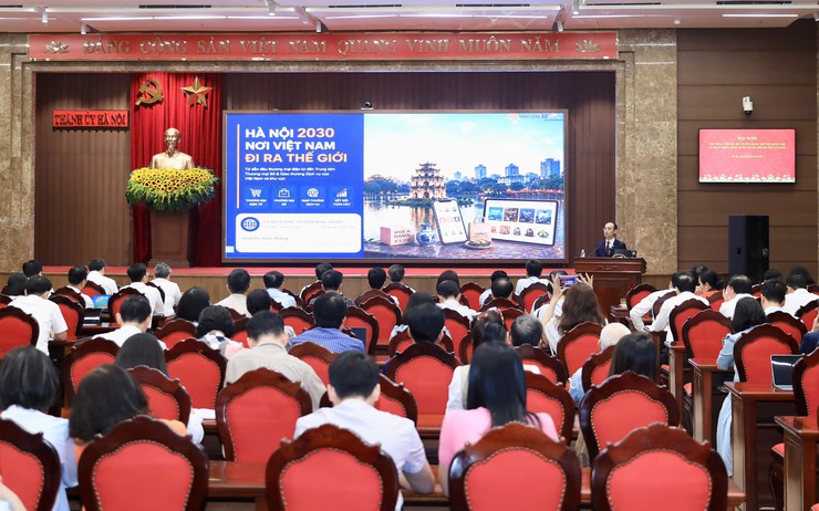 Thương mại điện tử phải là kênh đưa hình ảnh, sản phẩm, dịch vụ và thương hiệu Hà Nội ra thị trường quốc tế- Ảnh 3. Thương mại điện tử phải là kênh đưa hình ảnh, sản phẩm, dịch vụ và thương hiệu Hà Nội ra thị trường quốc tế- Ảnh 3.