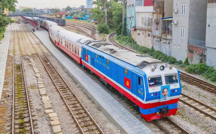 Hà Nội chính thức khởi công 2 dự án đường sắt quốc gia, mở hành lang vận tải liên vùng- Ảnh 2.