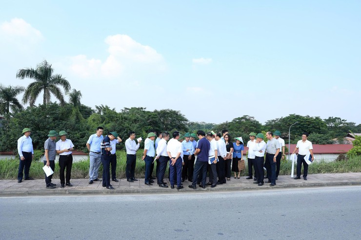Chủ tịch Hà Nội Vũ Đại Thắng yêu cầu đẩy nhanh tiến độ các công trình, dự án đầu tư hạ tầng quan trọng- Ảnh 6. Chủ tịch Hà Nội Vũ Đại Thắng yêu cầu đẩy nhanh tiến độ các công trình, dự án đầu tư hạ tầng quan trọng- Ảnh 6.