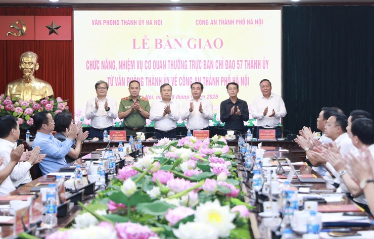 C&ocirc;ng an Th&agrave;nh phố: Chủ động kiến tạo m&ocirc;i trường ph&aacute;t triển an to&agrave;n, minh bạch, bền vững cho Thủ đ&ocirc;- Ảnh 2.