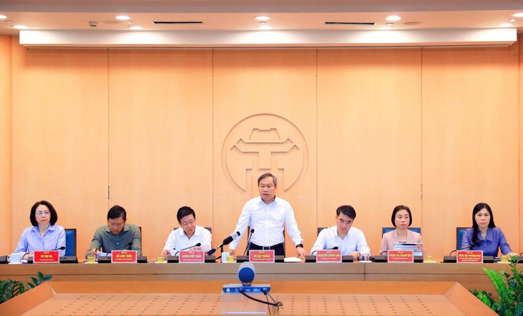 Chủ tịch Hà Nội Vũ Đại Thắng: Tháo gỡ điểm nghẽn, thúc đẩy tăng trưởng trong những tháng cuối năm- Ảnh 2. Chủ tịch Hà Nội Vũ Đại Thắng: Tháo gỡ điểm nghẽn, thúc đẩy tăng trưởng trong những tháng cuối năm- Ảnh 2.