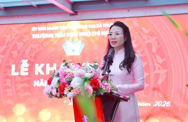 Chủ tịch UBND Thành phố Vũ Đại Thắng dự khai giảng năm học mới tại Trường Tiểu học Ngô Thì Nhậm- Ảnh 4.