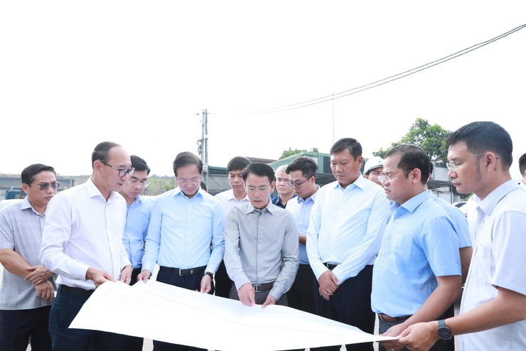 Gấp rút tiến độ thông xe kỹ thuật đường Vành đai 2.5 dịp 10/10- Ảnh 1.