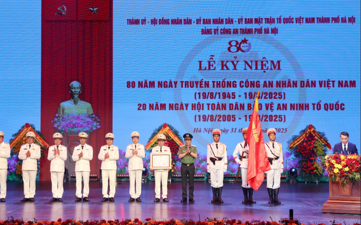 Phát huy lịch sử vẻ vang, vững vàng tiến bước trong kỷ nguyên mới