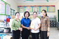 Hanoi Fatherland Front leaders visit and support flood-affected residents