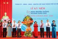 Hanoi leaders congratulate education sector on new school year