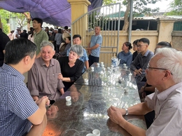 Chính quyền xã An Khánh thăm hỏi, hỗ trợ gia đình nạn nhân vụ lật tàu tại Vịnh Hạ Long