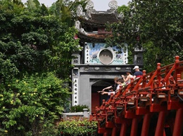 Thông tin chỉ đạo, điều hành của UBND thành phố Hà Nội, Chủ tịch UBND thành phố Hà Nội (ngày 23/7/2025)