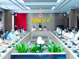 Tổ đại biểu HĐND thành phố Hà Nội tiếp xúc cử tri các phường Tây Hồ, Phú Thượng
