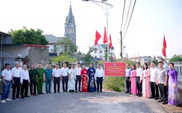 Vân Đình: Gắn biển công trình 