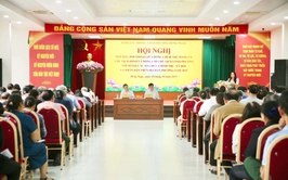 Lãnh đạo phường Đông Ngạc đối thoại giải quyết những kiến nghị của Nhân dân