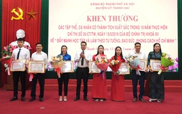 Thanh Oai: Khen thưởng nhiều tập thể, cá nhân điển 
 hình trong “Học tập và làm theo tư tưởng, đạo đức, phong cách Hồ Chí Minh”