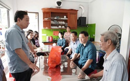 Xã Thường Tín thăm hỏi thân nhân nạn nhân vụ lật tàu du lịch trên Vịnh Hạ Long