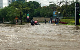 Hà Nội: Phân luồng từ xa trên tuyến đường Võ Chí Công