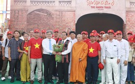 Phó Chủ tịch UBND Thành phố Trương Việt Dũng đón Đoàn đại biểu thành phố Đà Nẵng dự Lễ kỷ niệm 80 năm Quốc khánh 2/9