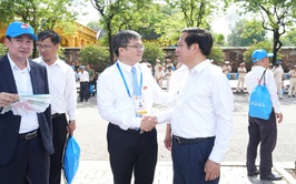Hà Nội trân trọng tiễn các đoàn đại biểu địa phương sau Lễ kỷ niệm 80 năm Cách mạng Tháng Tám và Quốc khánh 2/9