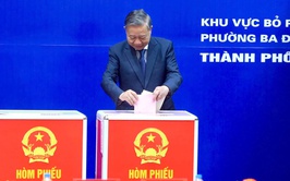 Tổng Bí thư Tô Lâm dự Lễ khai mạc và bỏ phiếu bầu cử tại phường Ba Đình