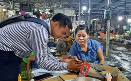 Xuân Mai triển khai chuyển đổi số chợ truyền thống, xây dựng tuyến phố không dùng tiền mặt