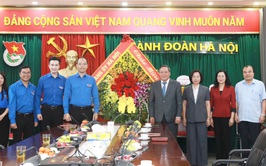Hanoi continues promoting role of youth in building and developing capital