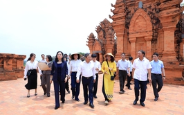 Tiếp nhận Làng Văn hóa - Du lịch các dân tộc Việt Nam sẽ mở “cú hích” chiến lược cho trục phát triển phía Tây Thủ đô