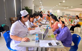 Hundreds of female workers in Hanoi receive free high-quality healthcare services