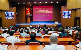 Đại biểu HĐND thành phố Hà Nội - Đơn vị bầu cử số 7 tiếp xúc cử tri trước kỳ họp