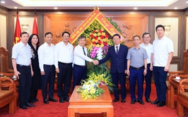 Chủ tịch UBND Thành phố Vũ Đại Thắng thăm, chúc mừng các cơ quan báo chí