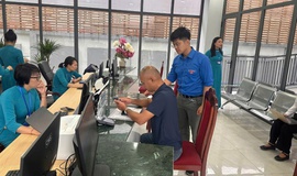 Phường Phú Thượng triển khai mô hình “Một cửa thân thiện - Chuyển đổi số gần dân”