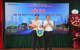 Lái xe tranh tài trong Hội thi “Lái xe buýt giỏi, an toàn năm 2024”