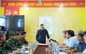 Chủ tịch UBND Thành phố kiểm tra, chỉ đạo công tác khắc phục hậu quả mưa lũ tại 2 xã Đa Phúc, Trung Giã