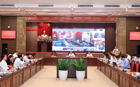 Thường trực Thành ủy, HĐND, UBND thành phố Hà Nội giao ban với lãnh đạo xã, phường về vận hành mô hình chính quyền địa phương 2 cấp