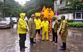 Hà Nội: Chủ động ứng phó, khẩn trương khắc phục sự cố do hoàn lưu bão số 11