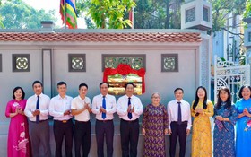Phường Ngọc Hà gắn biển công trình “Dân vận khéo” chào mừng Đại hội XVIII Đảng bộ Thành phố