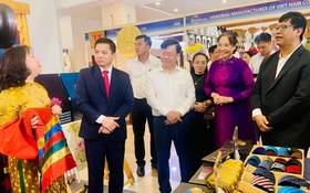 Khai mạc Hội chợ quốc tế Quà tặng hàng thủ công mỹ nghệ Hà Nội 2025