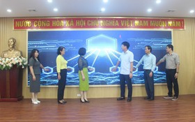 Phường Giảng Võ đẩy mạnh cải cách hành chính với mô hình “Bản sao số” phục vụ quản trị đô thị thông minh