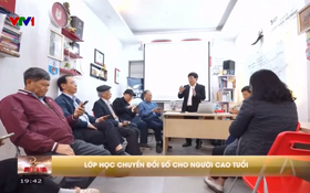 Cầu Giấy: Tiên phong mô hình lớp học chuyển đổi số cho người cao tuổi - mô hình đầu tiên của Thành phố
