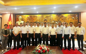 Phó Chủ tịch UBND Thành phố Dương Đức Tuấn tiếp Đoàn công tác Ủy ban Giám sát và Quản lý tài sản Nhà nước Trùng Khánh
