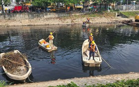 Hà Nội ra quân chỉnh trang hệ thống thoát nước và nạo vét bùn sông Tô Lịch