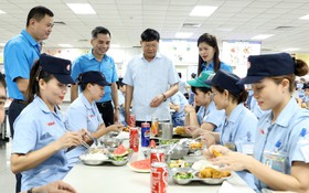 Hơn 4.000 đoàn viên, người lao động được thụ hưởng Bữa cơm Công đoàn