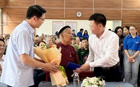 Phường Phú Thượng tri ân các gia đình thương binh, liệt sĩ