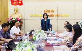 Phó Chủ tịch Thường trực HĐND Thành phố Phùng Thị Hồng Hà kiểm tra công tác chuẩn bị Đại hội tại xã Ứng Hòa
