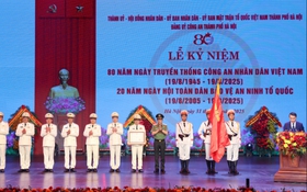 Phát huy lịch sử vẻ vang, vững vàng tiến bước trong kỷ nguyên mới