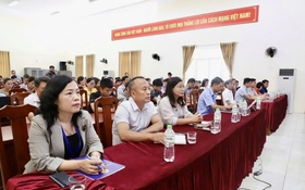 Xã Hồng Vân ra quân hỗ trợ chuyển đổi số, hướng tới chính quyền số hiện đại